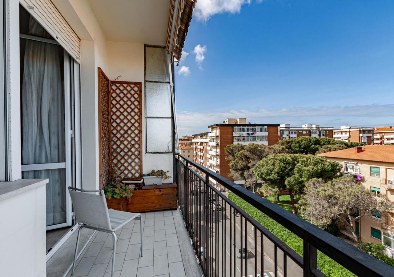 Apartamento Luxury House Near Train Station Livorno Exterior foto